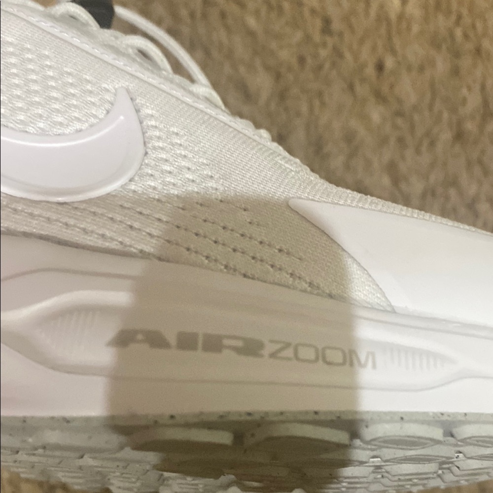 Nike Pegasus Easy On White Athletic Shoes with Breathable Design - Picture 3 of 8